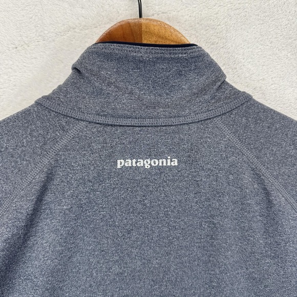 Patagonia Gray and Pink Quarter-Zip Sweatshirt - Picture 5 of 8